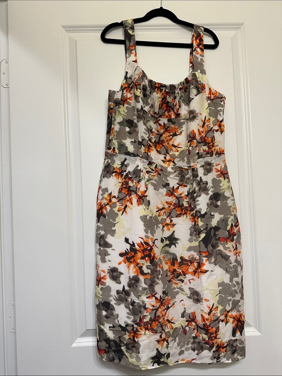 Banana Republic Dresses & Skirts - Banana Republic Floral cotton/linen Scoop-Neck Sundress in Orange & Gray- size 2